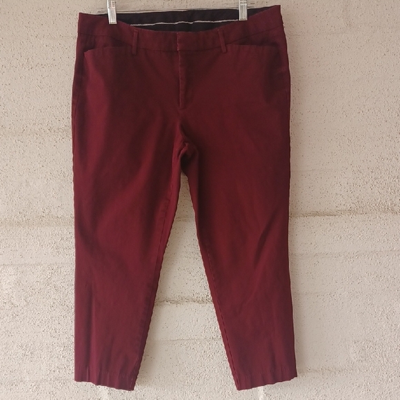 a.n.a Pants - a.n.a Deep Red Cropped Ankle Pants, Pockets, Stretch
